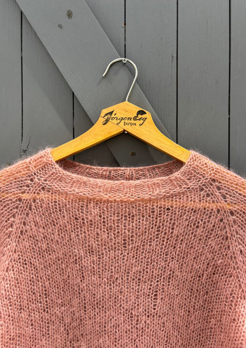 BOSSE sweater