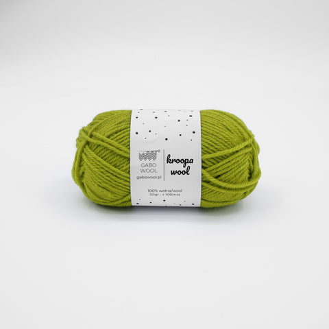 wełna owcza, naturalny skład, optymalna grubość, włóczka klasyczna, wytrzymałość, kolor kiwi